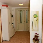 Private In The Center Of 3* سبليت