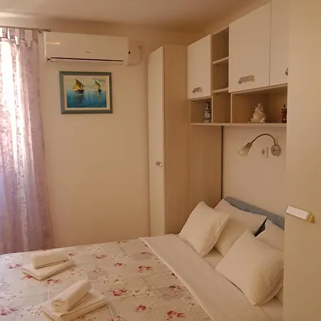 Private In The Center Of Konukevi